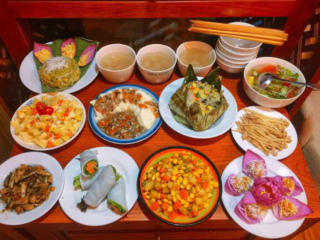 le vu lan fete traditionnelle vietnamienne repas de culte